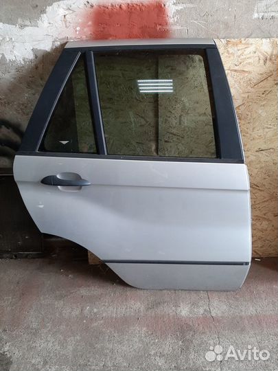 Задняя дверь BMW X5 E53