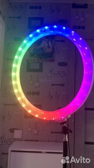 Кольцевая лампа