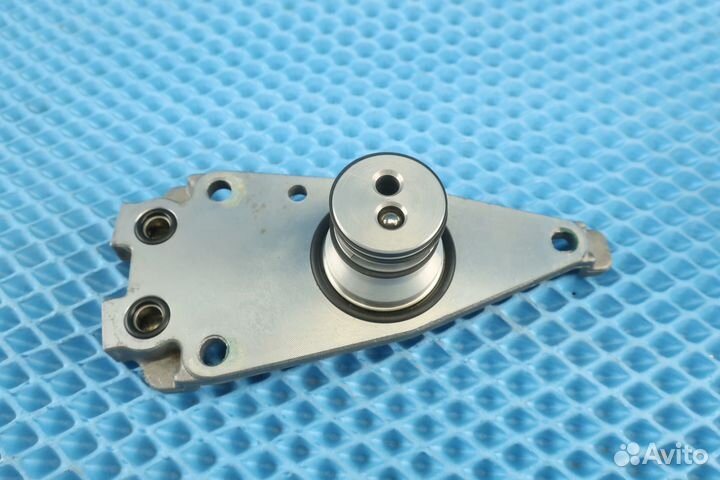 Крышка распредвала (выпуск) Nissan Qashqai J11