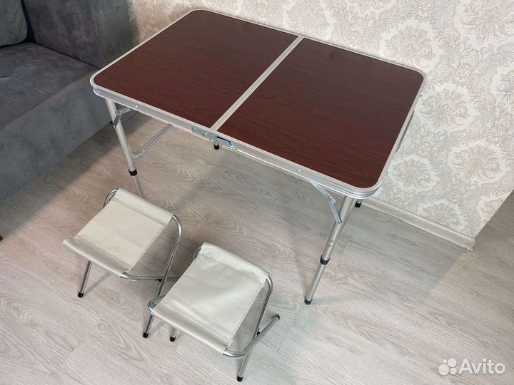 Складной туристический стол со стульями