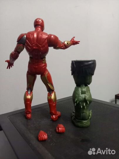 Marvel legends iron man