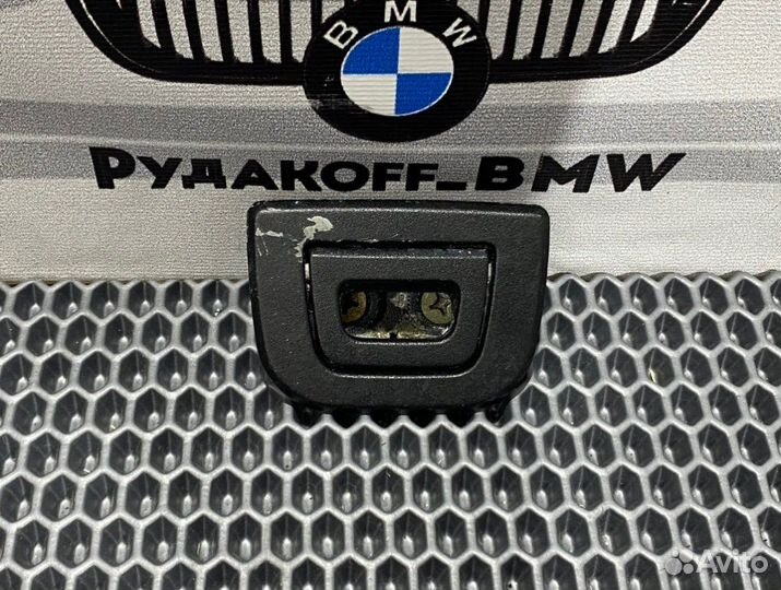 Кронштейн крепления груза Bmw X5 E53 M62B46 2003