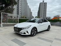 Hyundai Elantra 1.5 CVT, 2022, 15 000 км, с пробегом, цена 1 500 000 руб.