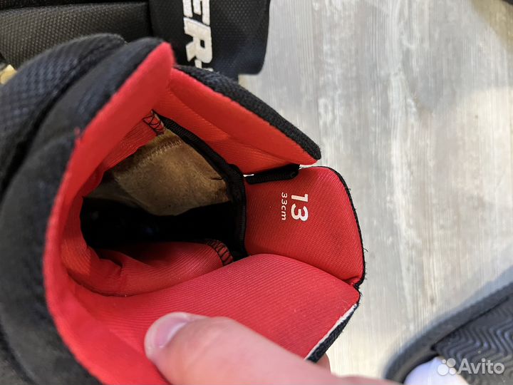 Краги хоккейные 13