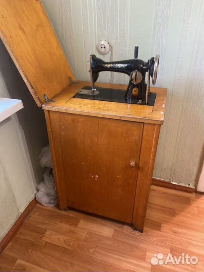 Швейная машина Подольск