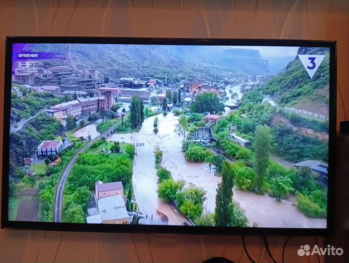 Телевизор samsung SMART tv 40