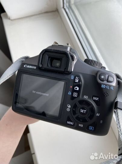 Зеркальный фотоаппарат canon 1100d