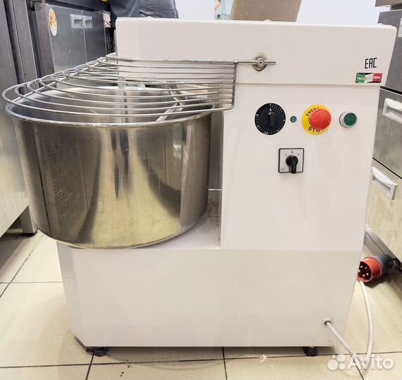 Тестомес спиральный