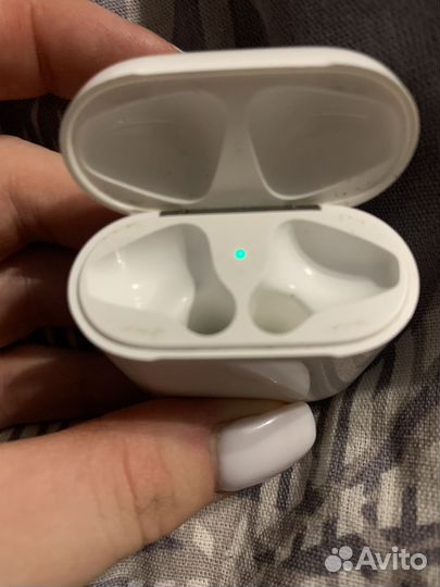 Кейс Apple airpods