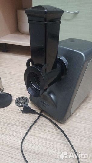 Мясорубка электрическая на запчасти