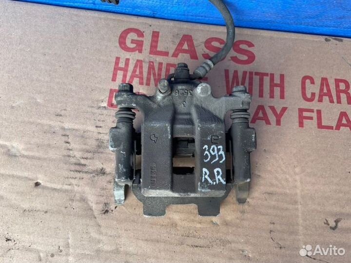 Суппорт задний правый Nissan Maxima A35 VQ35DE