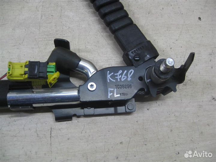 Преднатяжитель ремня левого Honda Civic 5D (FN) 2