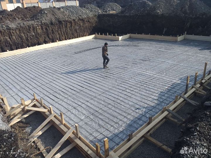 Бригада бетонщиков и аренда опалубку