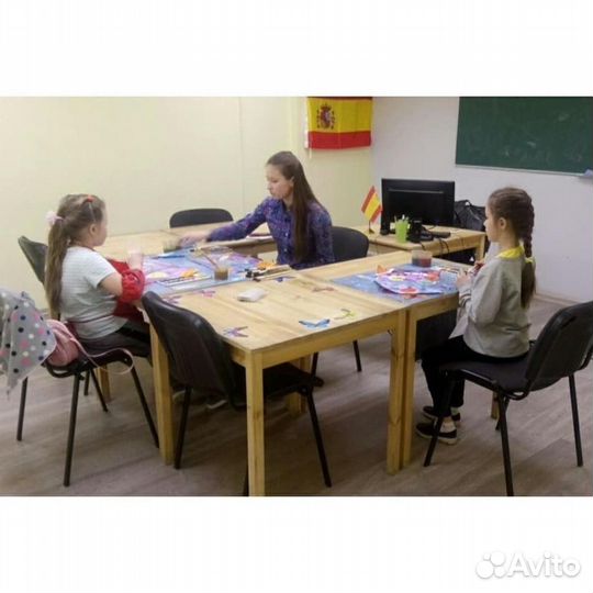 Преподаватель по рисунку и живописи изо