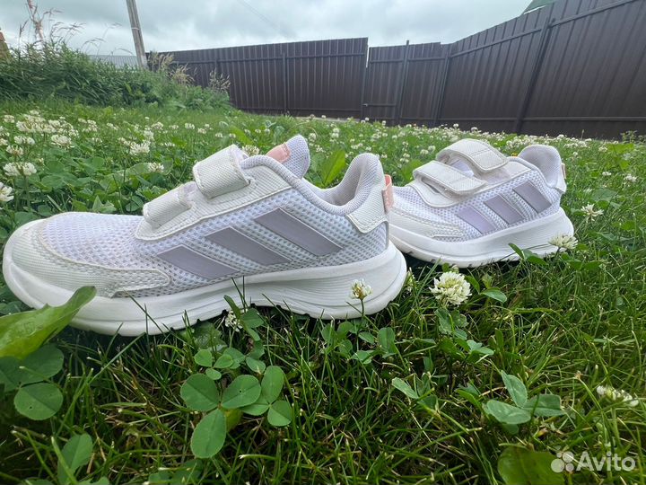 Кроссовки Adidas Tensaur 28р. оригинал