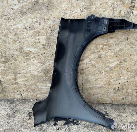 Крыло переднее левое Volvo XC90 2002-2006