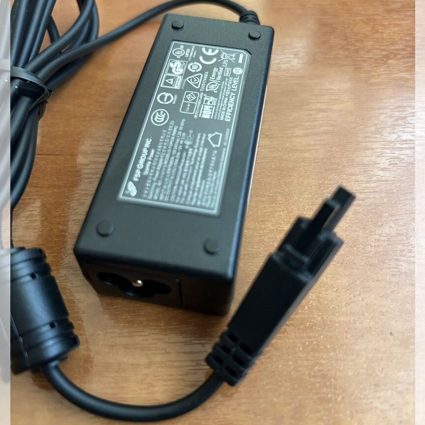 [FSP036-RBBN2] Блок Питания 12v 3a Fsp036-Rbbn2 Для Fortinet Fort