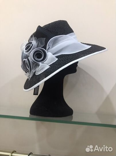 Шляпка женская