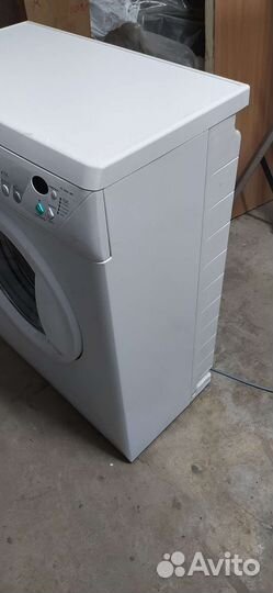 Стиралка Занусси узкая