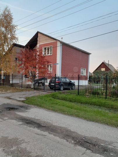 Дом 228,9 м² на участке 12 сот.