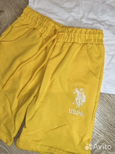 Костюм на мальчика новый