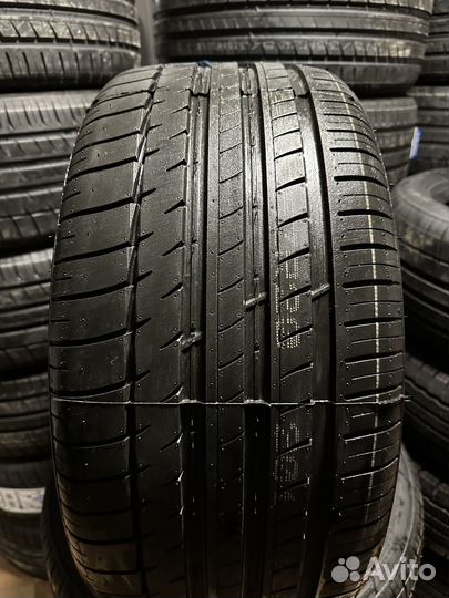 Triangle Sports TH201 255/35 R20
