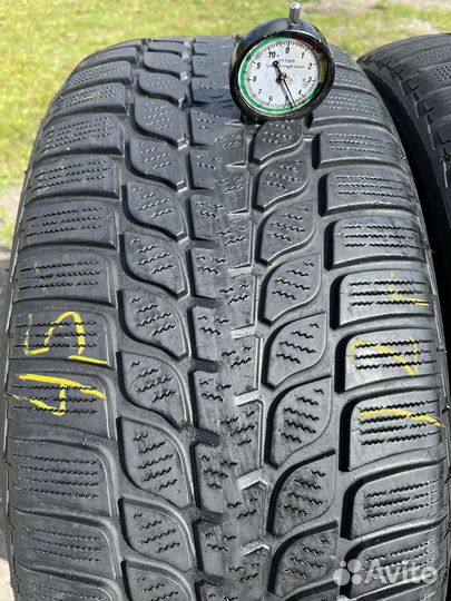 Bridgestone Blizzak LM-25 215/55 R17