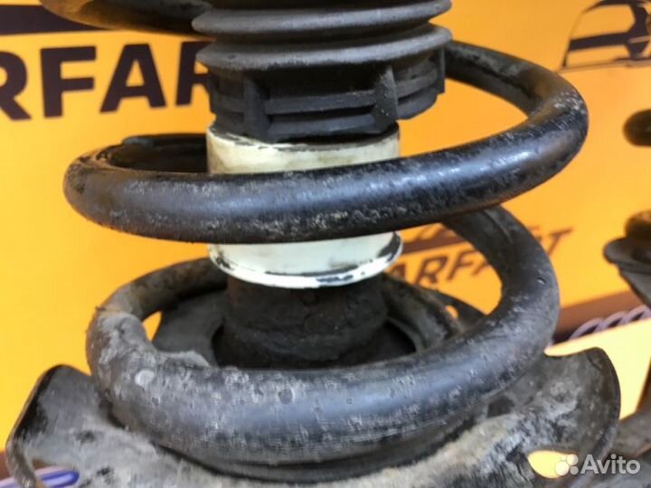 Амортизатор задний Land Rover Freelander 2 L359