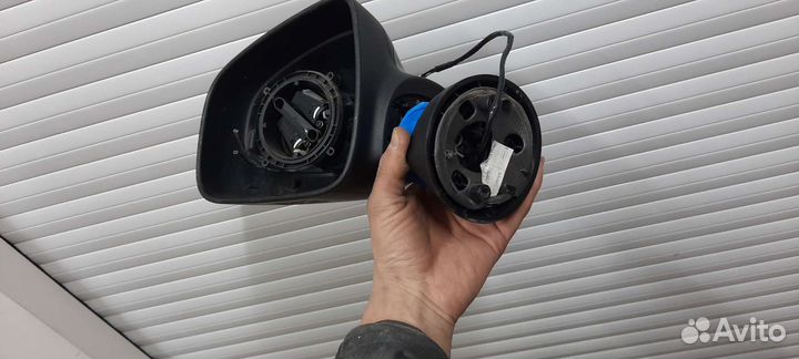 Зеркало Л. электрич. Renault Duster/2012