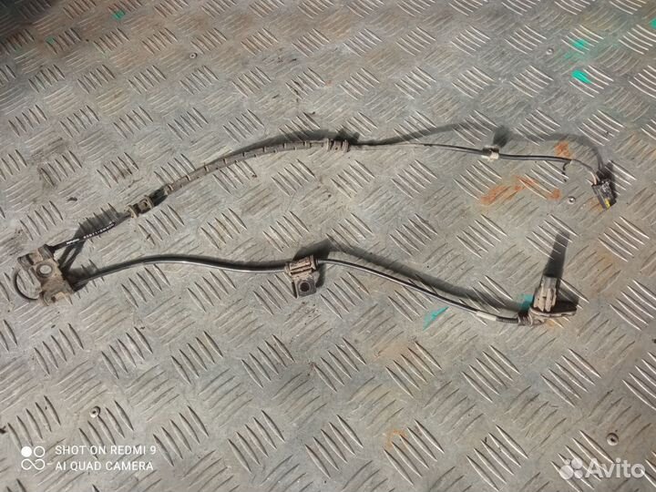 Датчик ABS Kia Sportage 3 передний правый