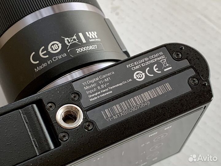 Компактная камера Xiaomi YI-M1 4k
