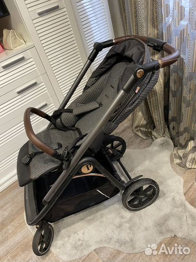 Прогулочная коляска peg perego