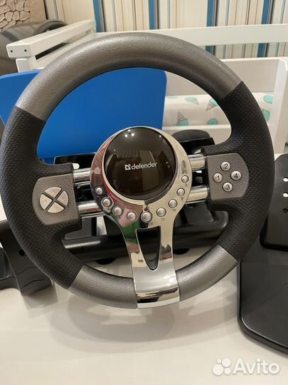 Игровой руль с педалями Defender