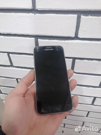 Samsung Galaxy S7, 4/32 ГБ