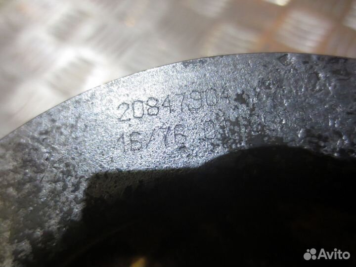 Поршень Volvo 20847904