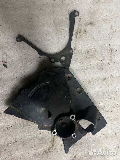 Крышка двигателя honda св750