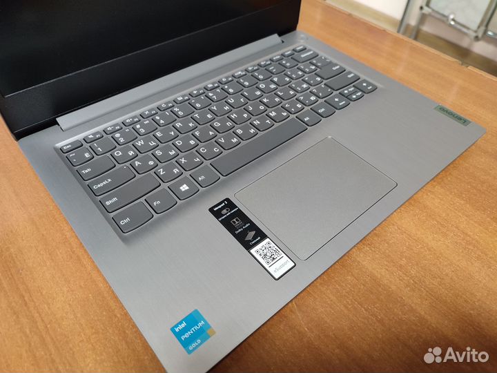 Ультрабук 2021 года / как новый