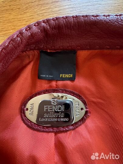 Кожаная куртка fendi