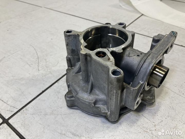 Насос вакуумный Audi А4 В8 8K2