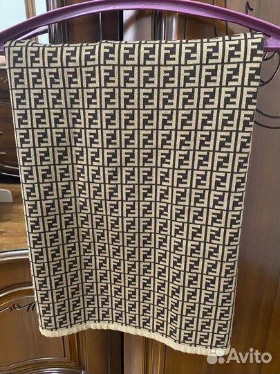 Детский пледик fendi