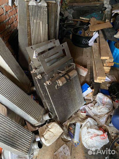 Интеркуллер 4650354 Hitachi ZX200-3