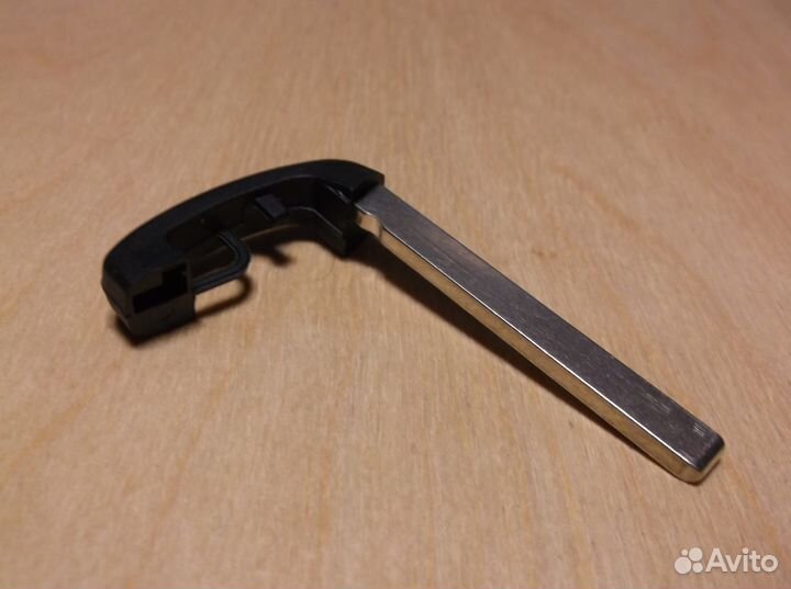 BMW F-Series smart key 868 MHz HUF 5661 PCF7953