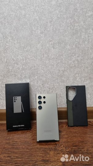 Samsung Galaxy S24 Ultra, 12/256 ГБ