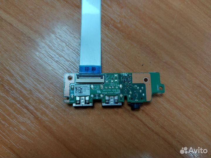 Динамики, шлейфы, петли для ноутбука Lenovo G710