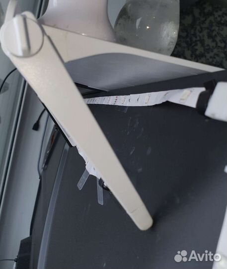 Полочки на телевизор