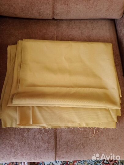 Отрез ткани плащевка