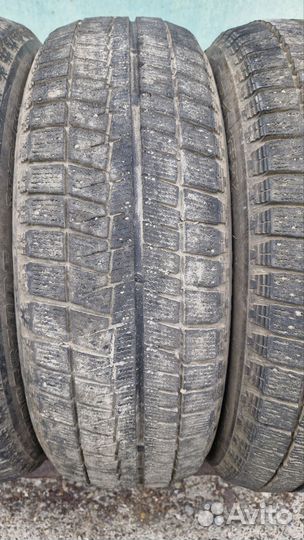 Bridgestone Blizzak Revo GZ 185/60 R15