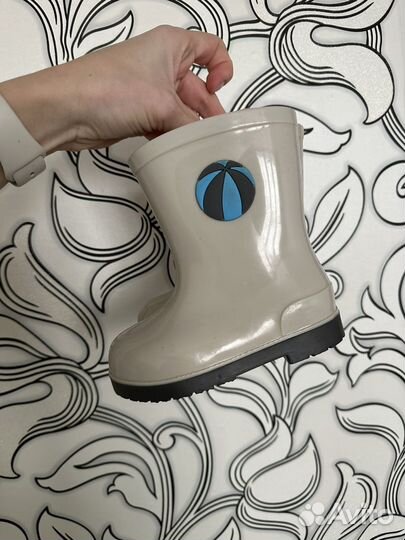 Резиновые сапоги