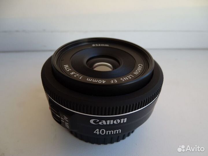 Объектив портретный Canon lens ef 40mm