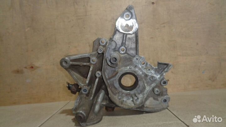 Насос масляный Mitsubishi Carisma (DA)